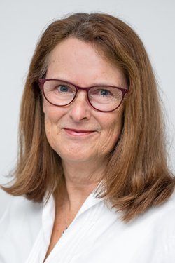 Dr. Sabine Roquette