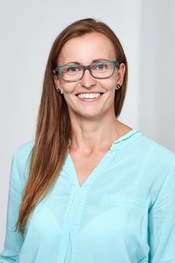 Dr. Anja Wolf