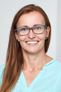 Dr. Anja Wolf