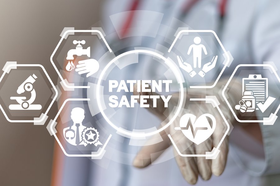 In der Mitte steht patient safety, darum gruppiert sind Piktogramme zum Thema  In der Mitte steht patient safety, darum gruppiert sind Piktogramme zum Thema