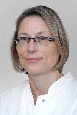 Dr. med. Antje Spens