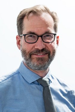 Prof. Dr. Arne Viestenz