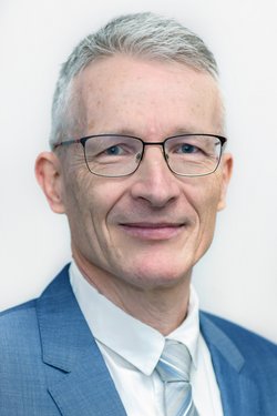 Prof. Dr. rer. nat. Karsten Mäder