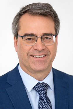 Dr. Jörg-Peter Klötzer