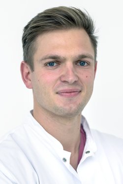 Dr. med. Richard Okoniewski