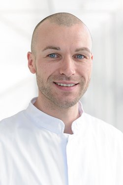 Dr. Felix Dähne