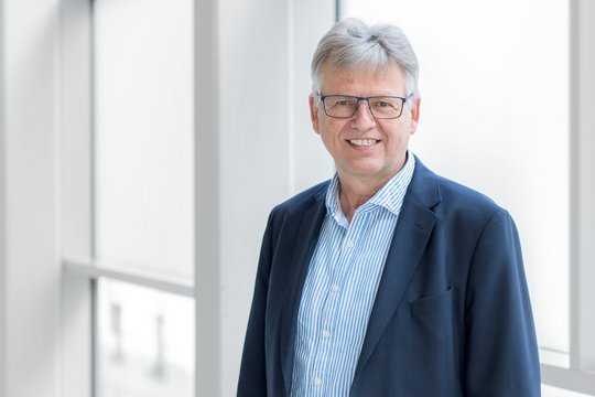 Prof. Dr. Andreas Simm  Universitätsmedizin Halle