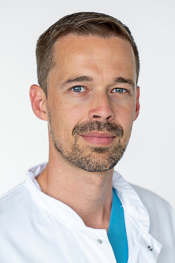 Dr. med. Marcus Riemer