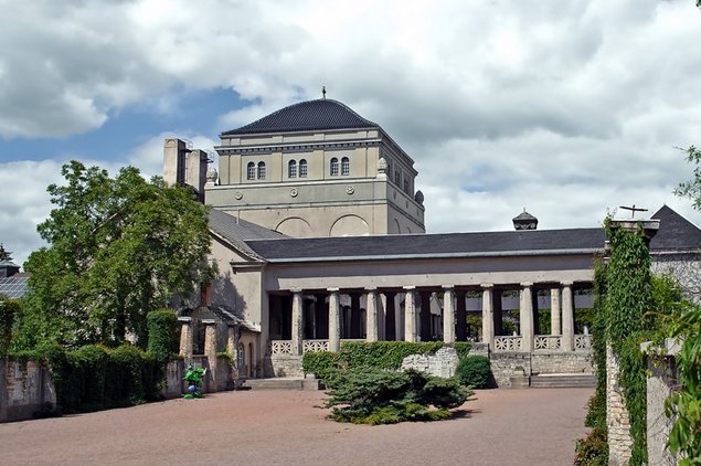 Große Feierhalle des Getraudenfriedhofs