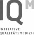 [Translate to English:] Öffne Webseite Initiative Qualitätsmedizin. Logo der Initiative Qualitätsmedizin.